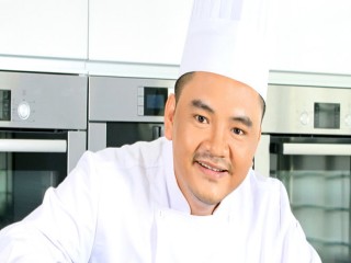 Đầu bếp Võ Quốc: "Ngoài thông tin tài khoản bị hack, tôi không còn gì muốn chia sẻ thêm" (?!)