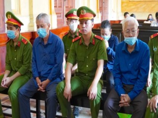 Cựu Tổng Giám đốc DAB Trần Phương Bình tiếp tục hầu tòa