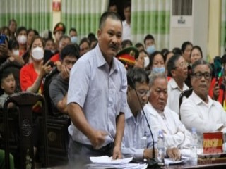 Chủ tịch Nam Định tiếp một công dân về việc thu hồi đầm bãi Cồn Xanh