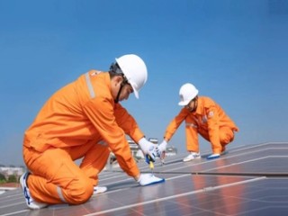 Đề xuất điện mặt trời mái nhà được bán công suất thừa lên lưới